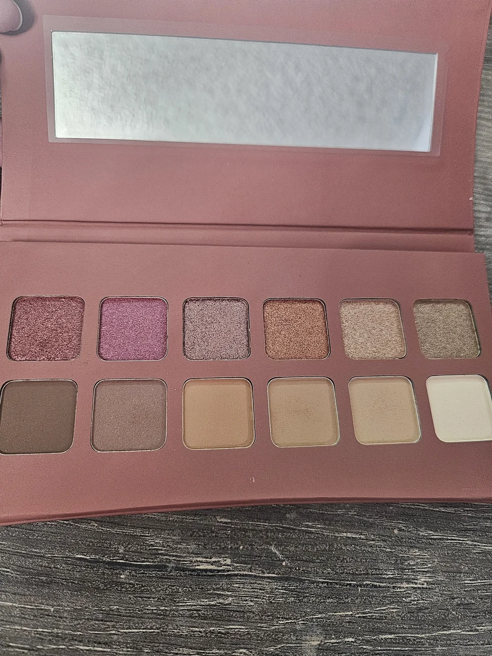 Illamasqua mauve-pink makeup palette case